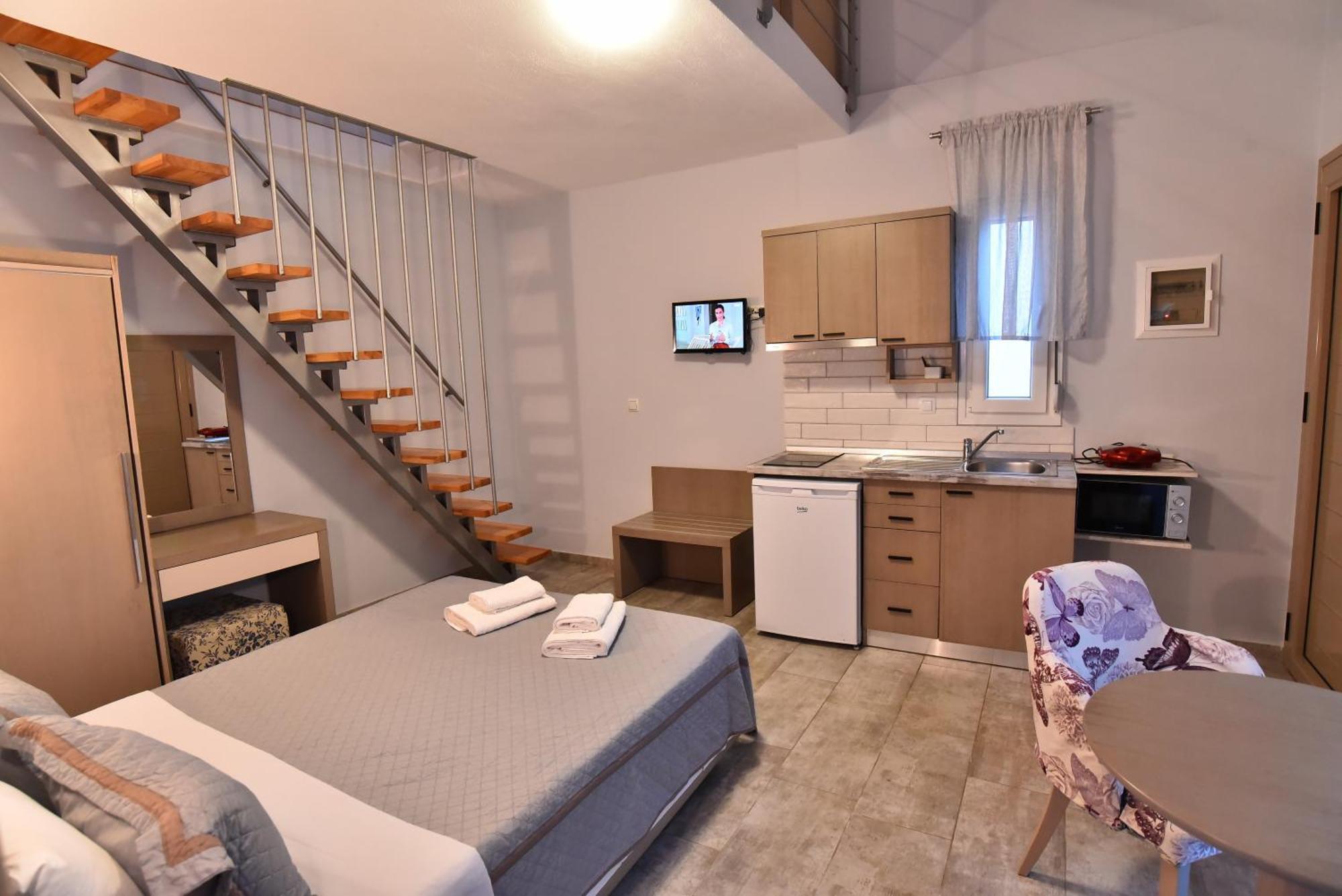Thalassa Apartments Скала Потамияс Екстериор снимка