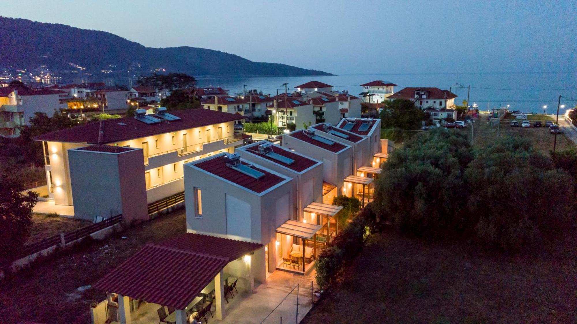 Thalassa Apartments Скала Потамияс Екстериор снимка