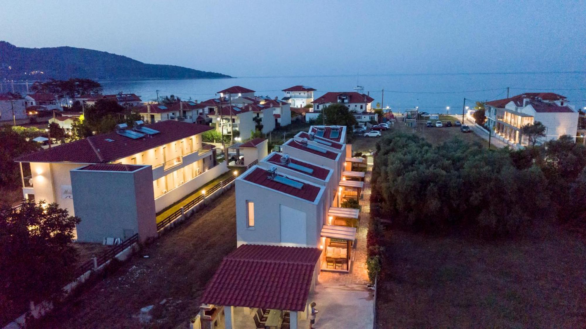 Thalassa Apartments Скала Потамияс Екстериор снимка
