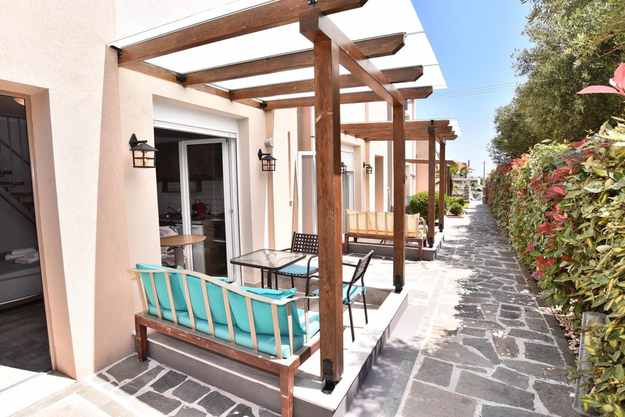 Thalassa Apartments Скала Потамияс Екстериор снимка